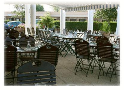 Les Colonnes Strasbourg Zenith Hotel Eckbolsheim Kültér fotó