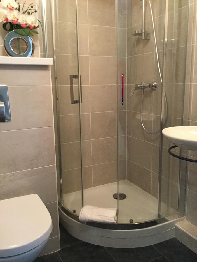 Les Colonnes Strasbourg Zenith Hotel Eckbolsheim Kültér fotó